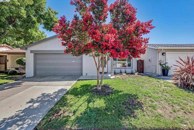 Pleasanton, CA 94566,2209 Goldcrest Cir