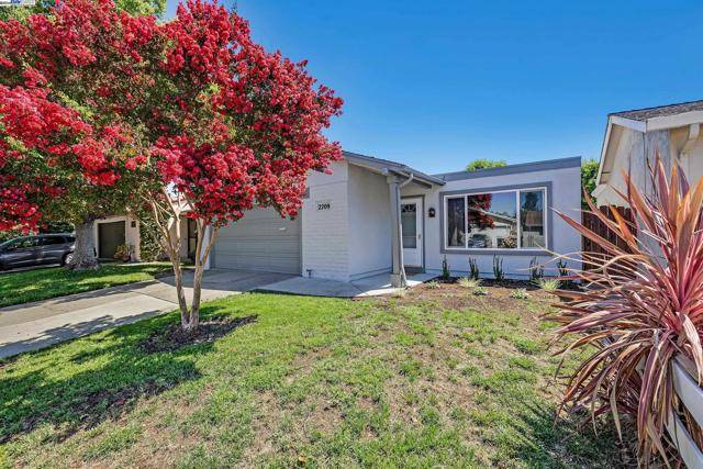 Pleasanton, CA 94566,2209 Goldcrest Cir