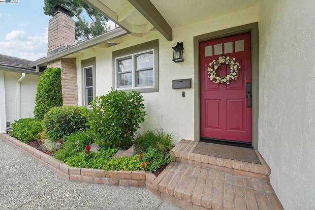 Pleasanton, CA 94566,7092 Via Quito