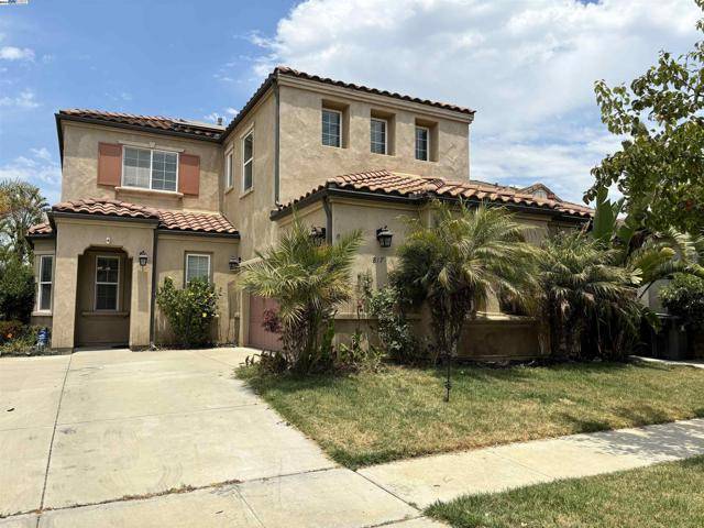 Santa Maria, CA 93458,817 West Della Drive