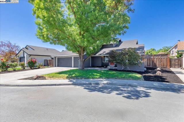 Pleasanton, CA 94588,3732 Bairn Ct