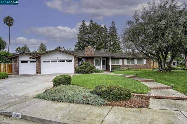 Walnut Creek, CA 94598,2207 Banbury Pl