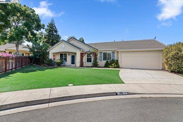 Pittsburg, CA 94565,14 Saddlehorn Ct