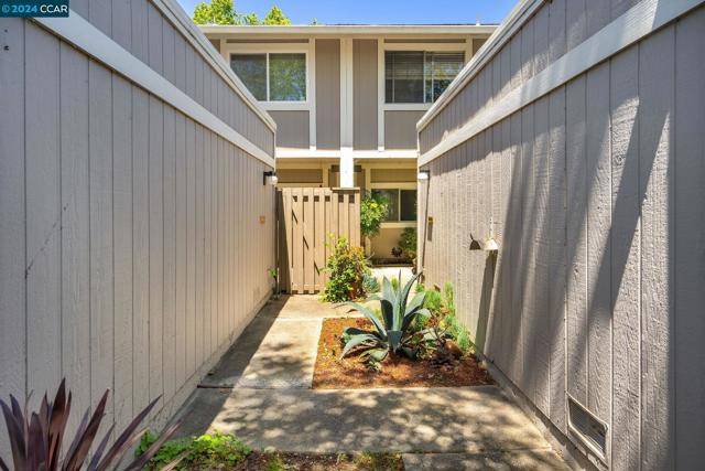 Foster City, CA 94404,639 Pegasus Lane