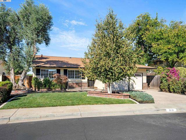 Livermore, CA 94550,919 Lynn St