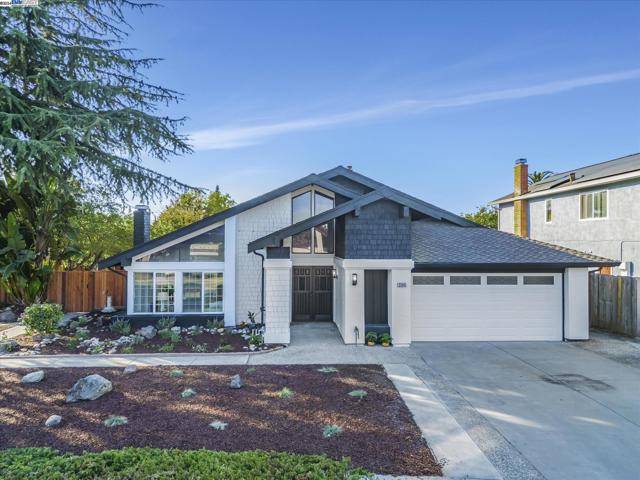 Fremont, CA 94555,32985 Bluebird Loop