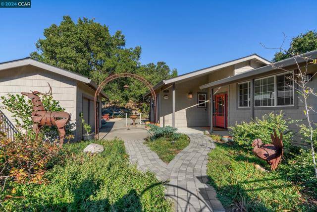 Orinda, CA 94563,54 Diablo View Dr