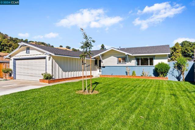 Martinez, CA 94553,415 Freda Ct