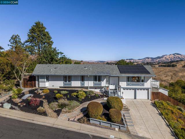 Moraga, CA 94556,279 Birchwood Drive