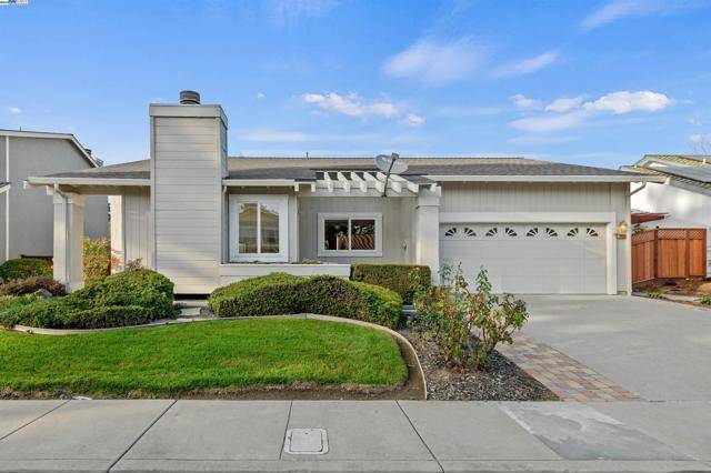 Pleasanton, CA 94588,7453 Pecan Ct