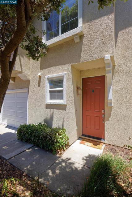 Richmond, CA 94806,1071 Newcastle Ct