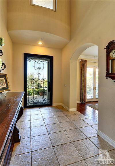 Westlake Village, CA 91362,2034 Waterside Circle