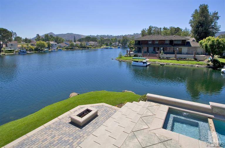 Westlake Village, CA 91361,3956 Freshwind Circle