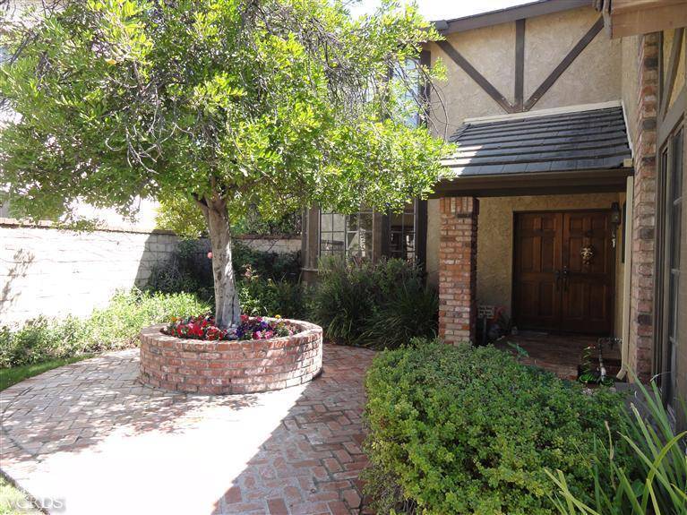 Agoura Hills, CA 91301,29018 Tackaberry Court