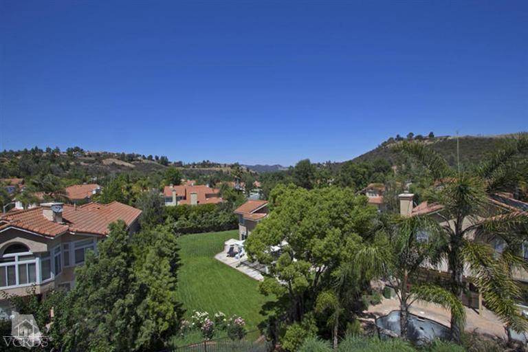 Westlake Village, CA 91361,32701 Bigstone Place