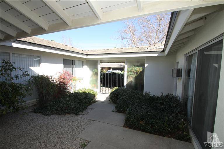 Westlake Village, CA 91361,1239 Willowgreen Court