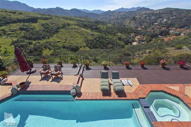 Westlake Village, CA 91361,3523 Twin Lake Ridge