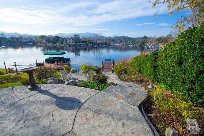 Westlake Village, CA 91361,2516 Northshore Lane