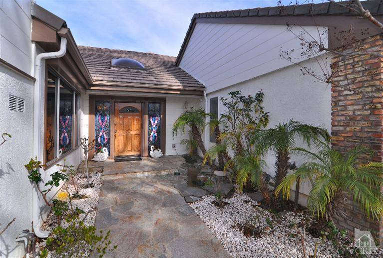 Westlake Village, CA 91361,32463 saddle mountain Drive