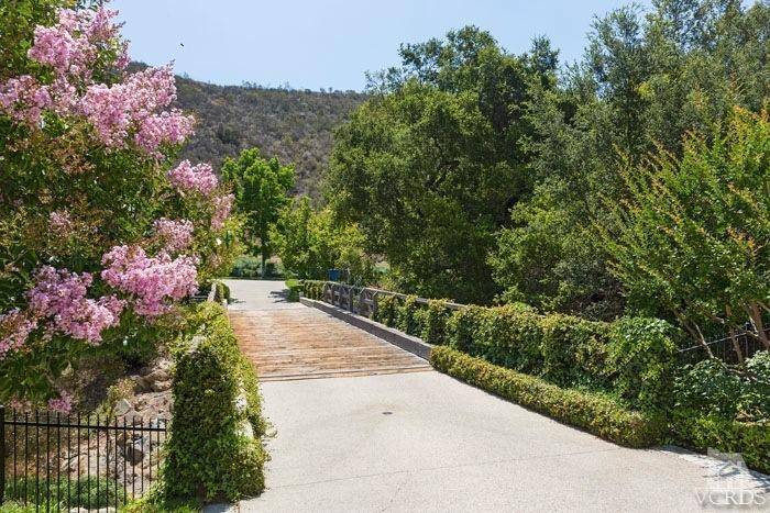 Westlake Village, CA 91362,581 Lakeview Canyon Road