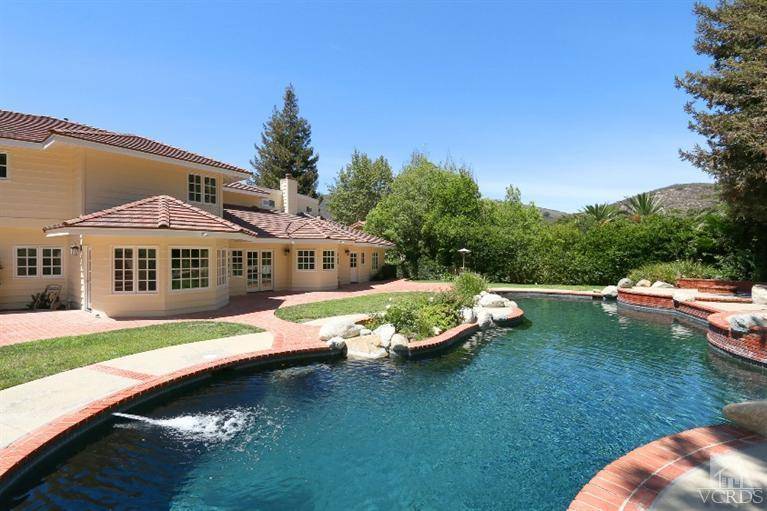 Westlake Village, CA 91362,1124 Foxglove Court