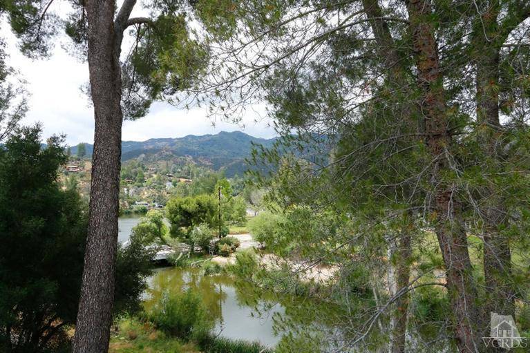 Agoura Hills, CA 91301,2374 Laguna Circle