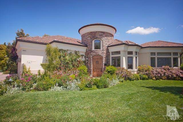 Westlake Village, CA 91362,3901 Cresthaven Drive