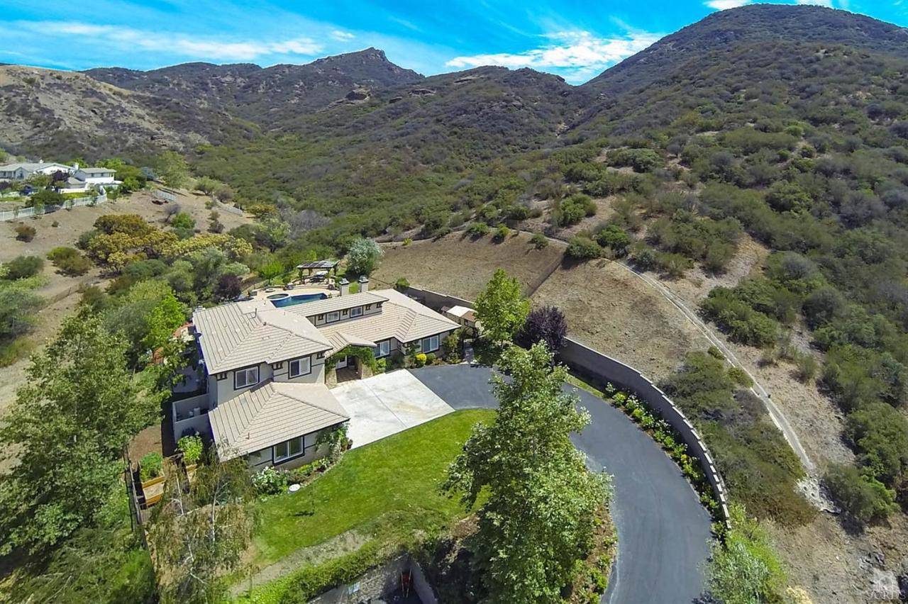 Westlake Village, CA 91361,1321 Country Ranch Road