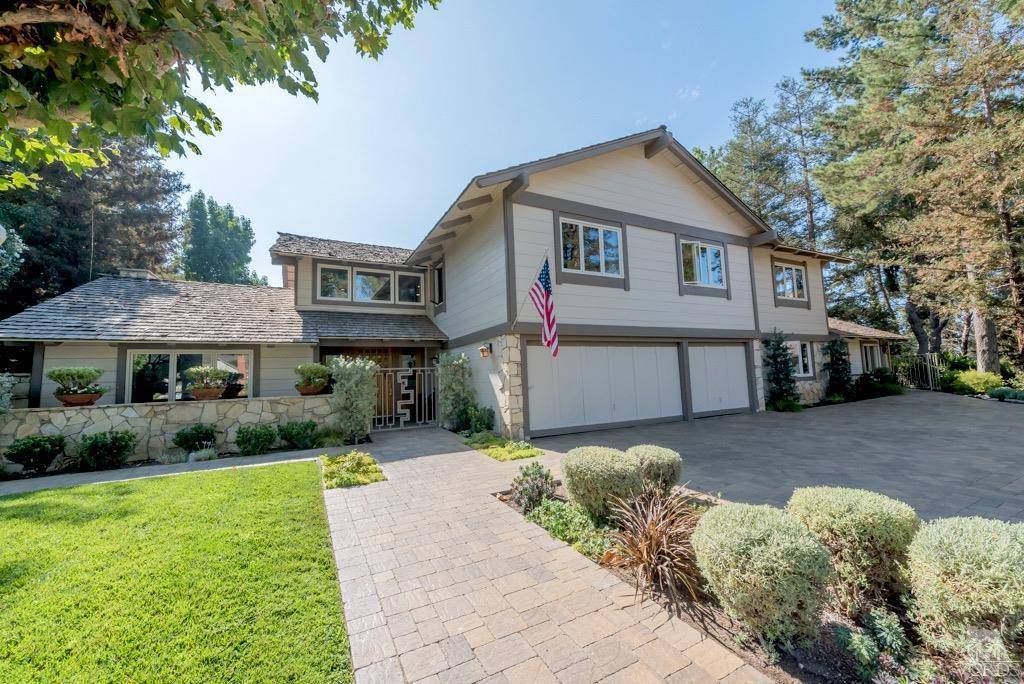 Westlake Village, CA 91362,1580 Clydesdale Circle