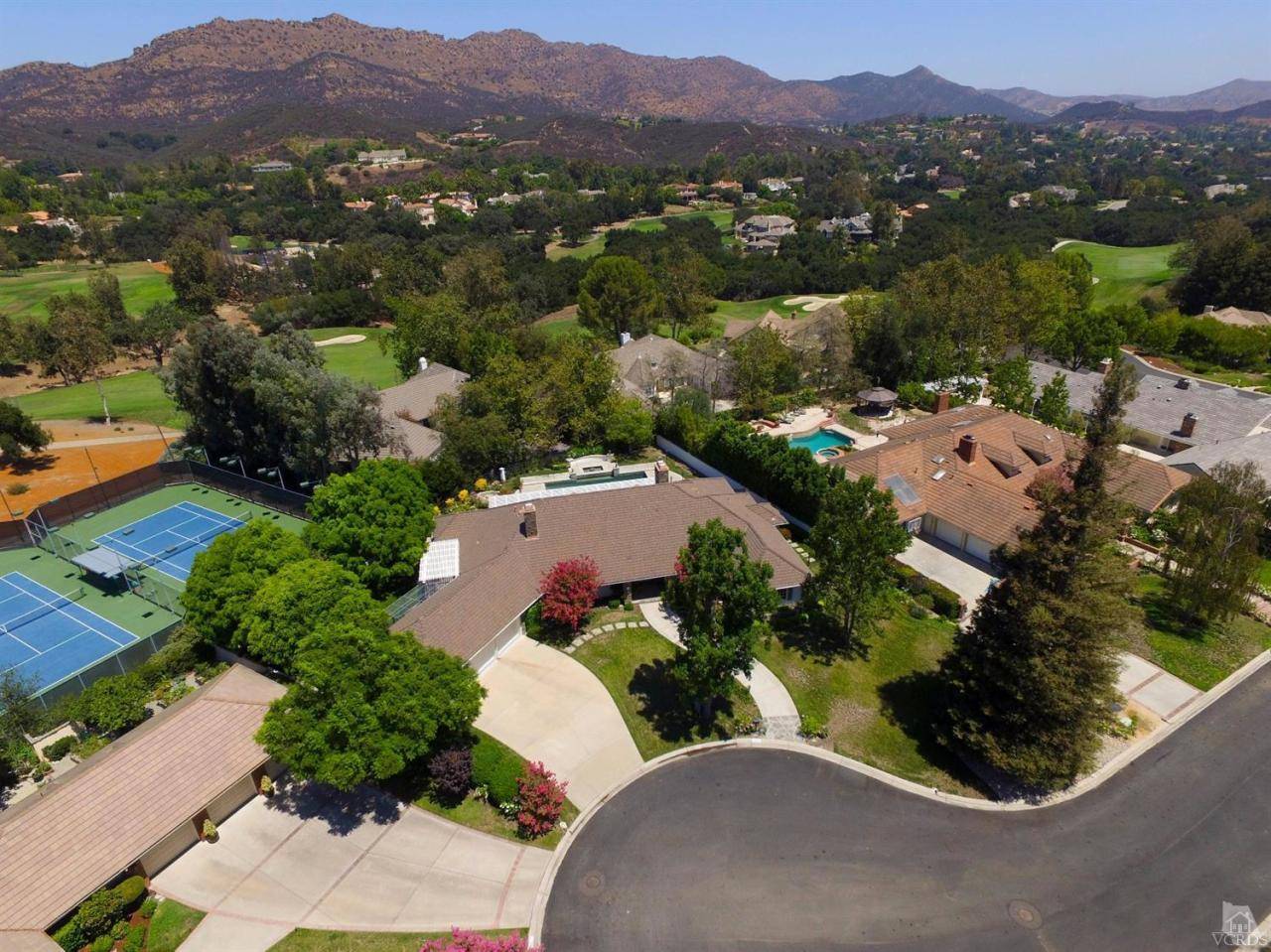 Westlake Village, CA 91362,4897 Floresta Court