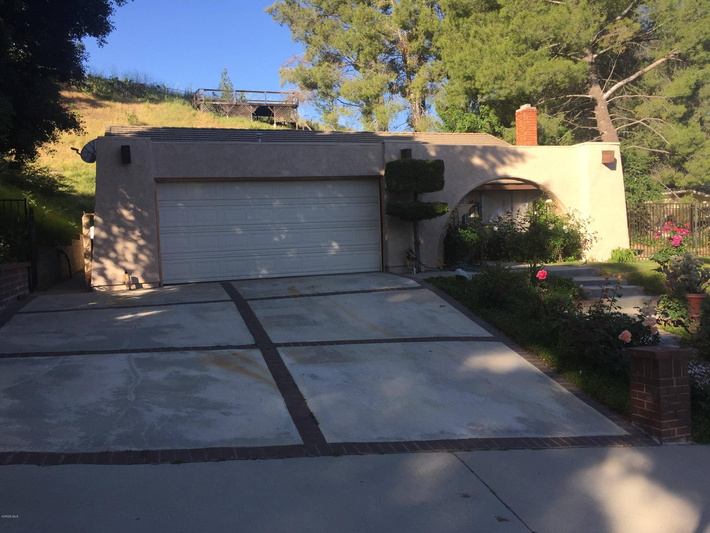 Agoura Hills, CA 91301,28624 Eagleton Street