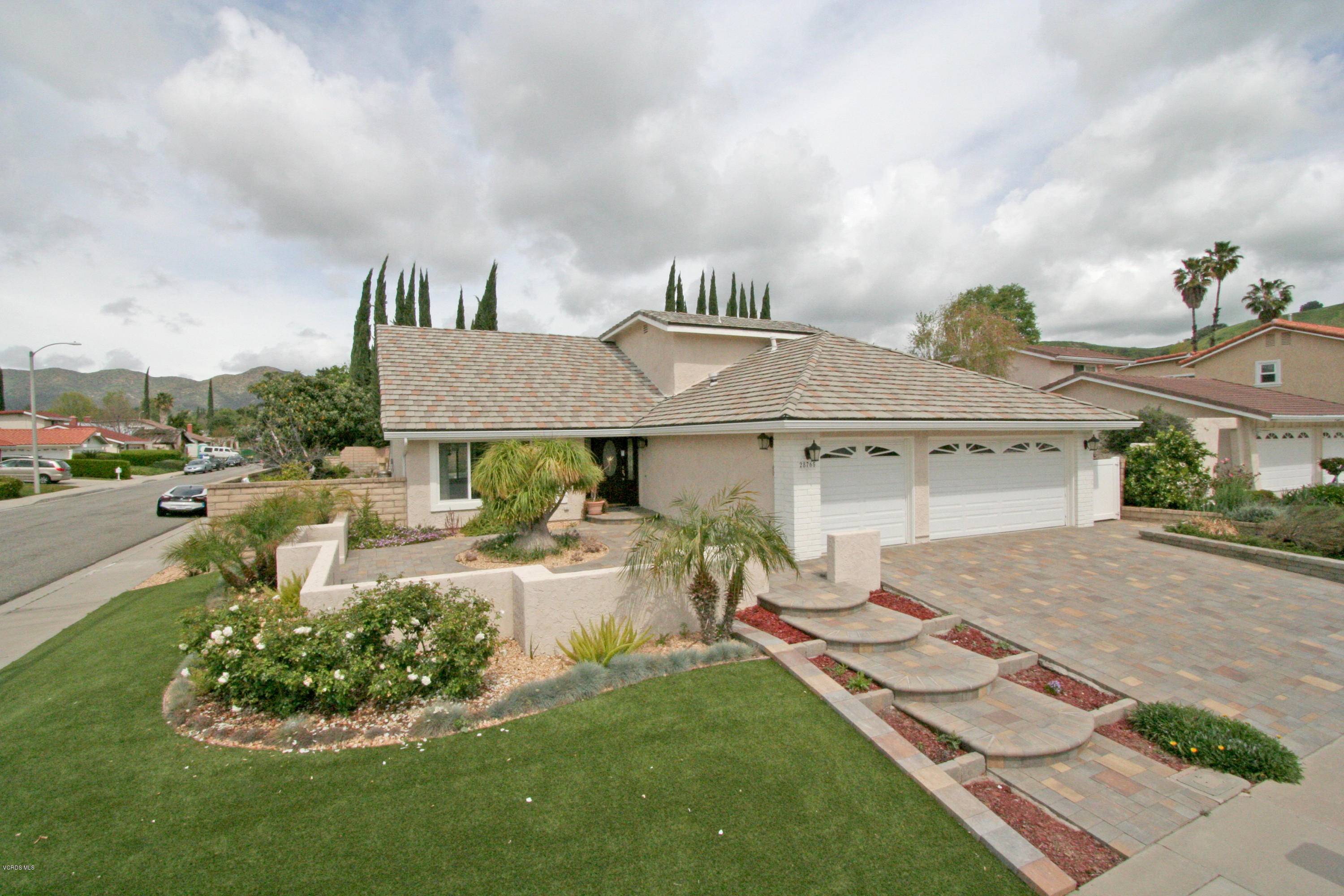 Agoura Hills, CA 91301,28765 Aries Street