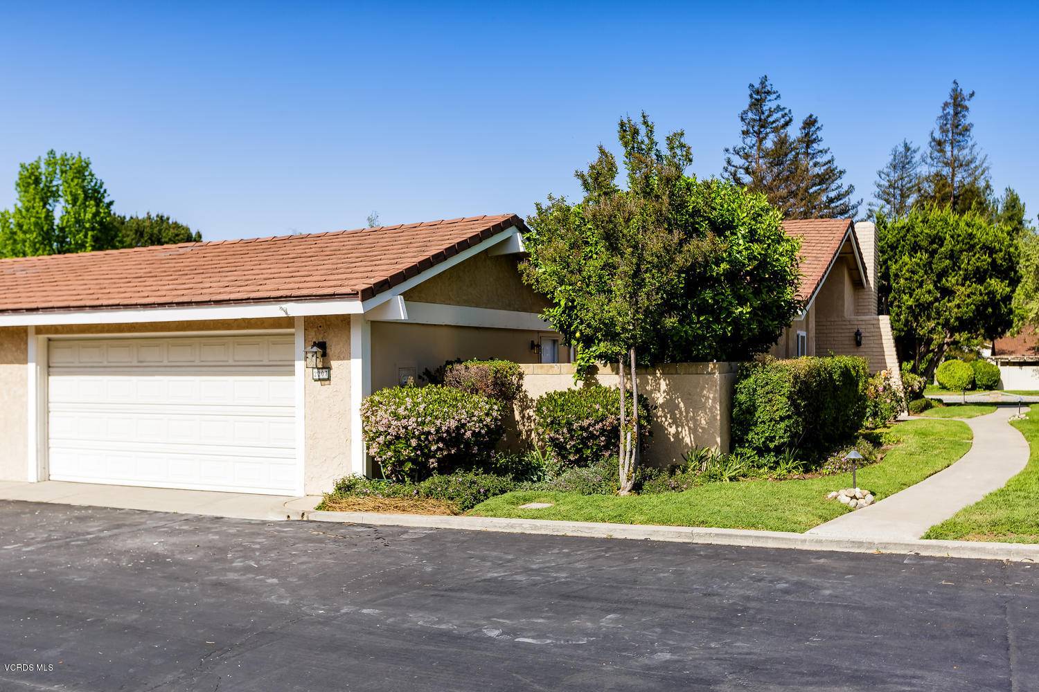 Westlake Village, CA 91361,2207 Portola Lane