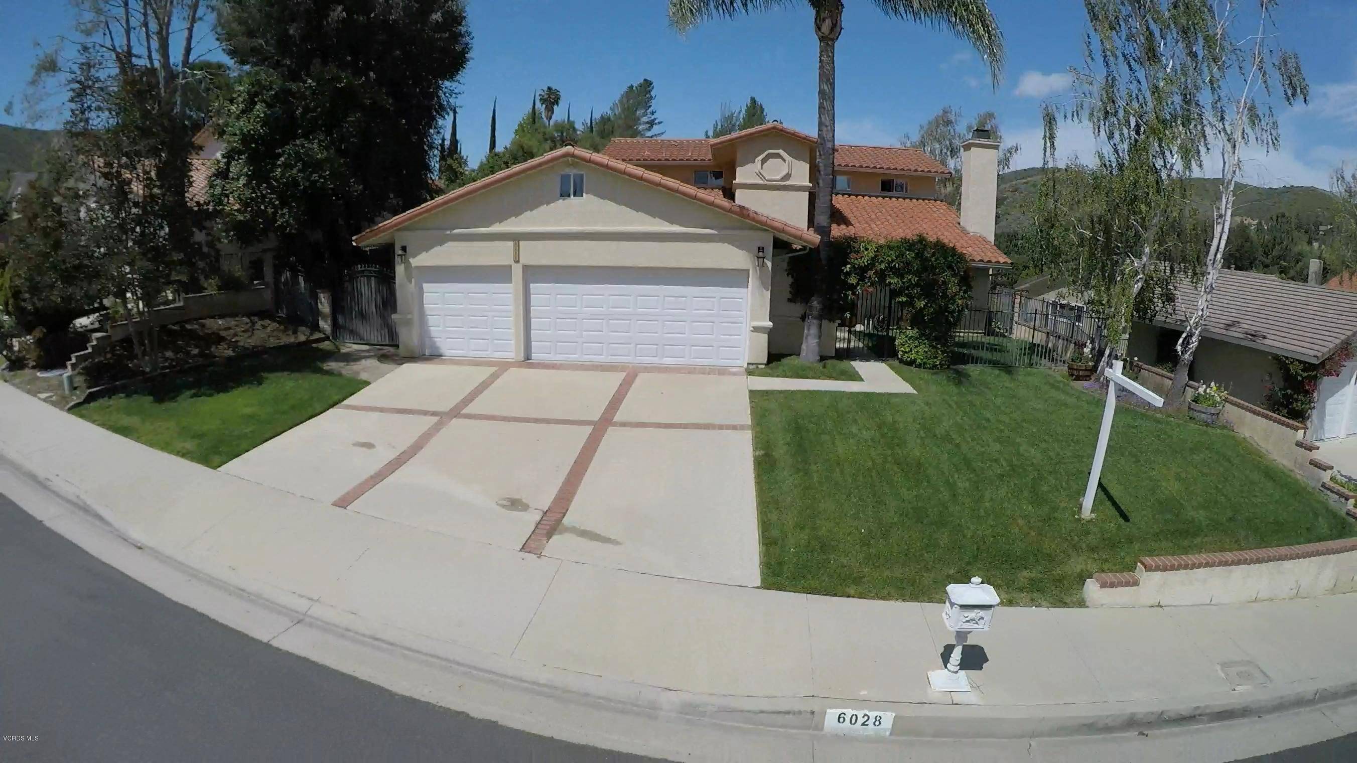 Westlake Village, CA 91362,6028 Hedgewall Drive