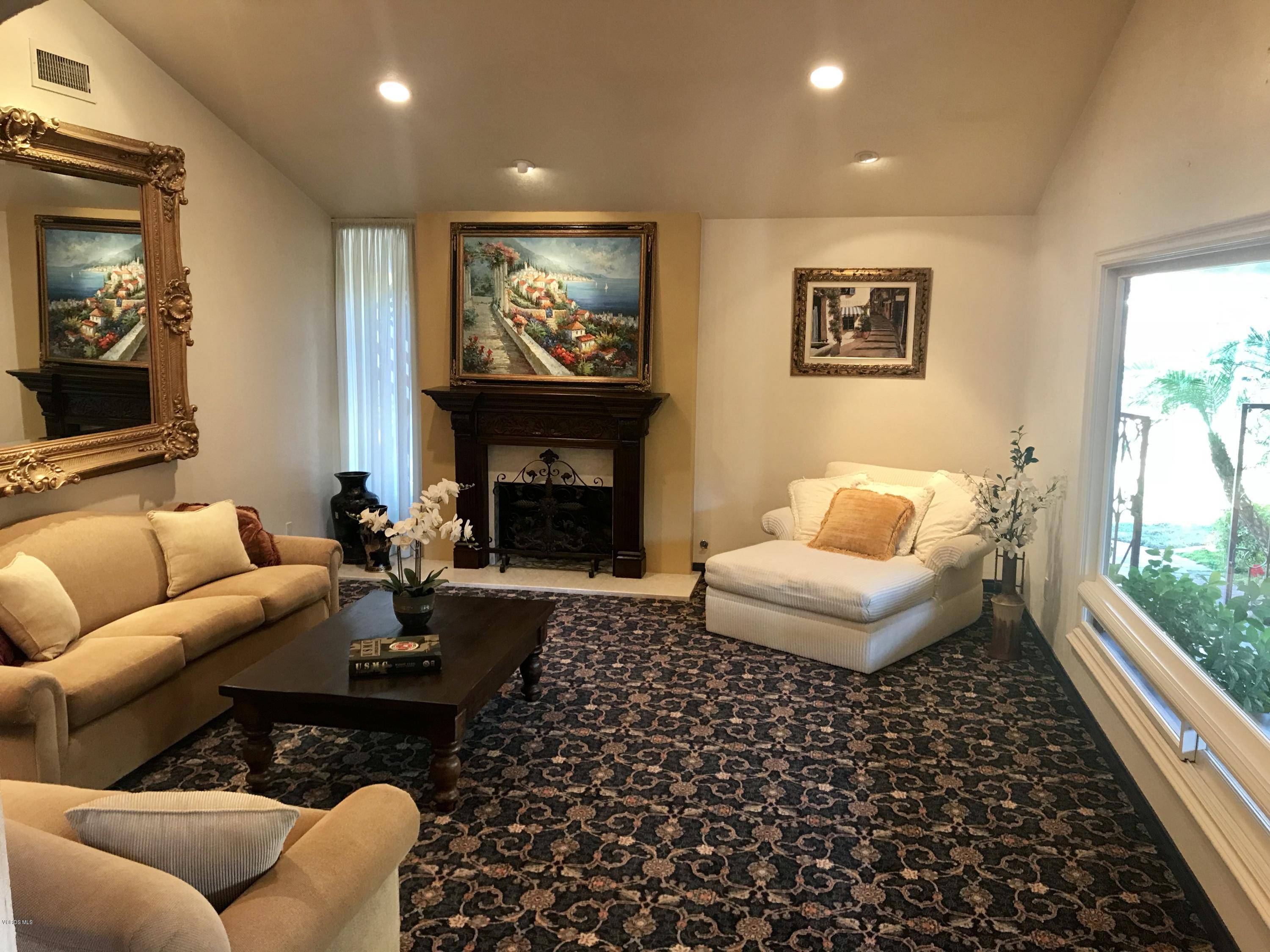 Westlake Village, CA 91361,31702 Bainbrook Court