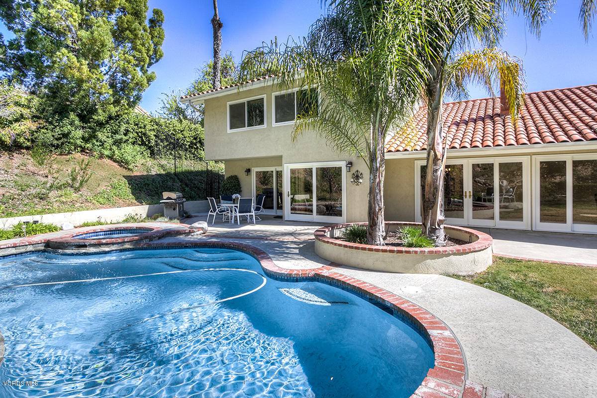 Westlake Village, CA 91361,1932 Stonesgate Street