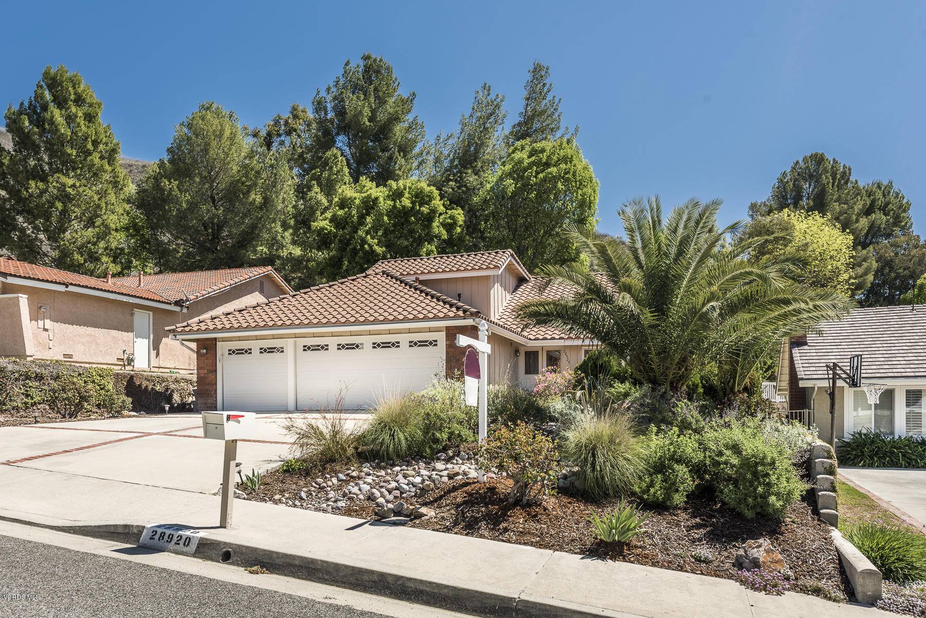 Agoura Hills, CA 91301,28920 Bardell Drive