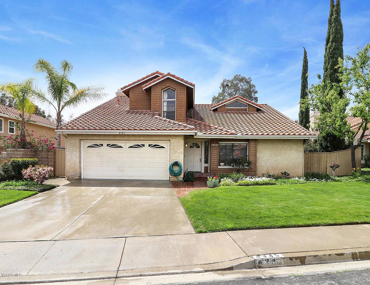 Moorpark, CA 93021,4345 Country Meadow Street