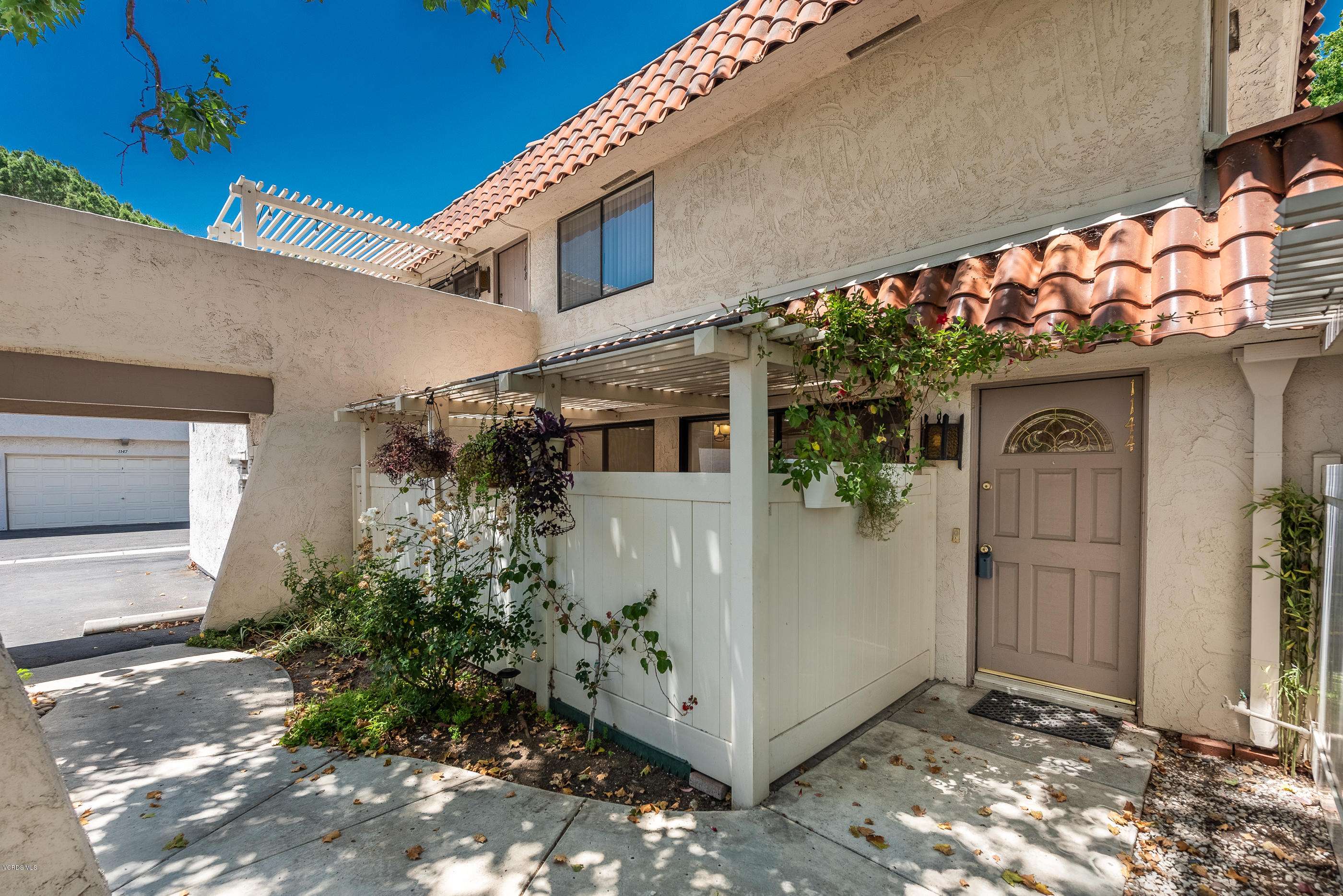 Westlake Village, CA 91361,1144 Landsburn Circle