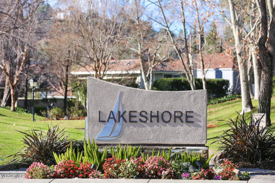 Westlake Village, CA 91361,32112 Beachlake Lane