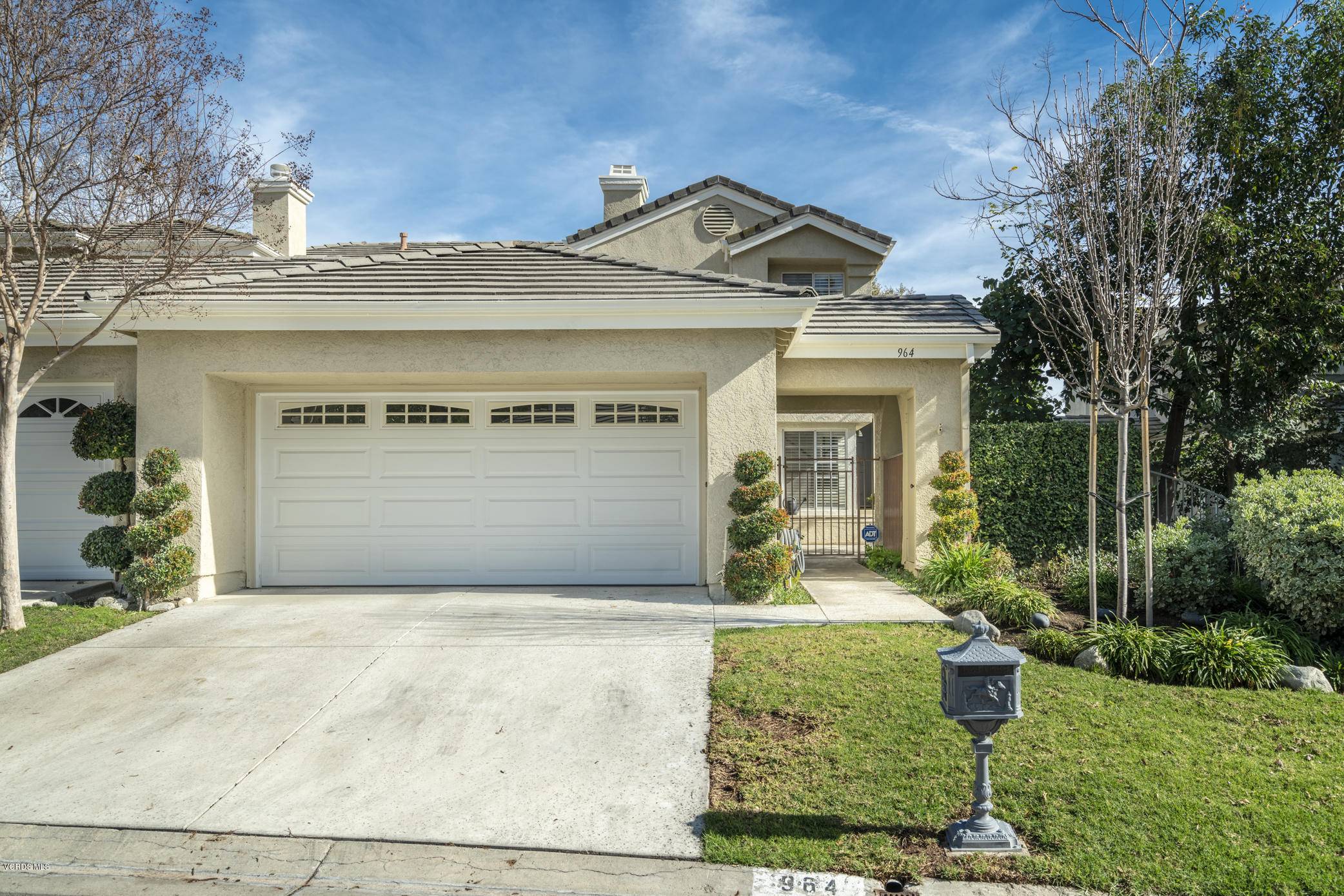 Westlake Village, CA 91362,964 Cedarcliff Court