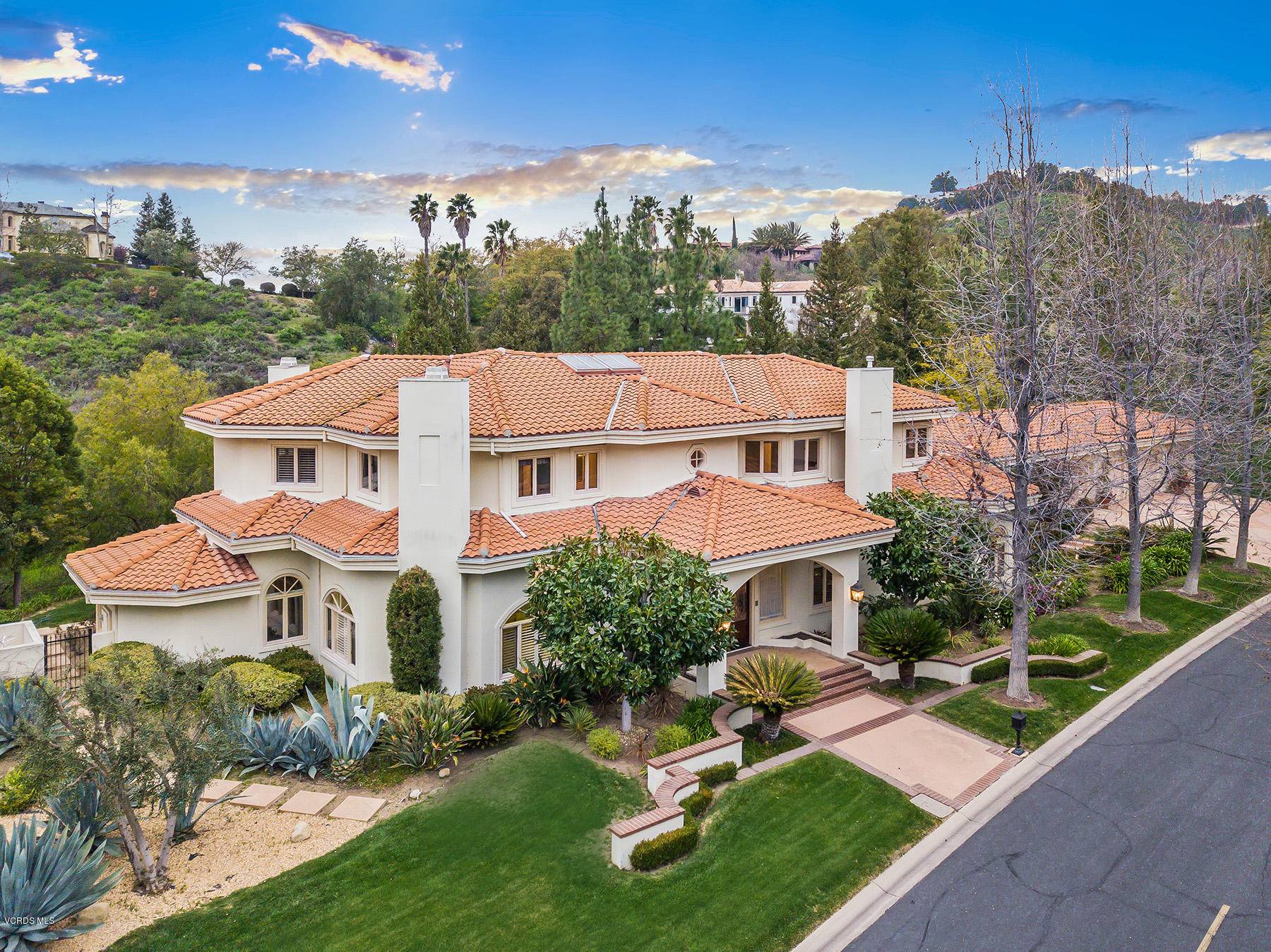 Westlake Village, CA 91362,735 Country Valley Road