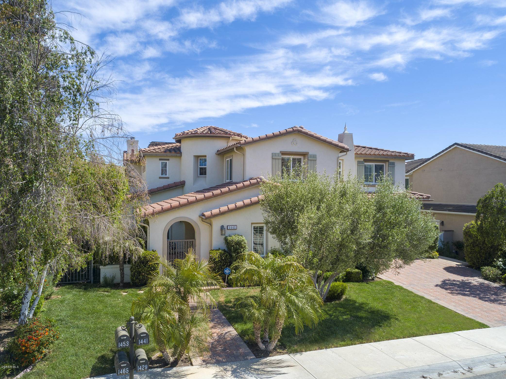 Thousand Oaks, CA 91320,1441 Honey Creek Court