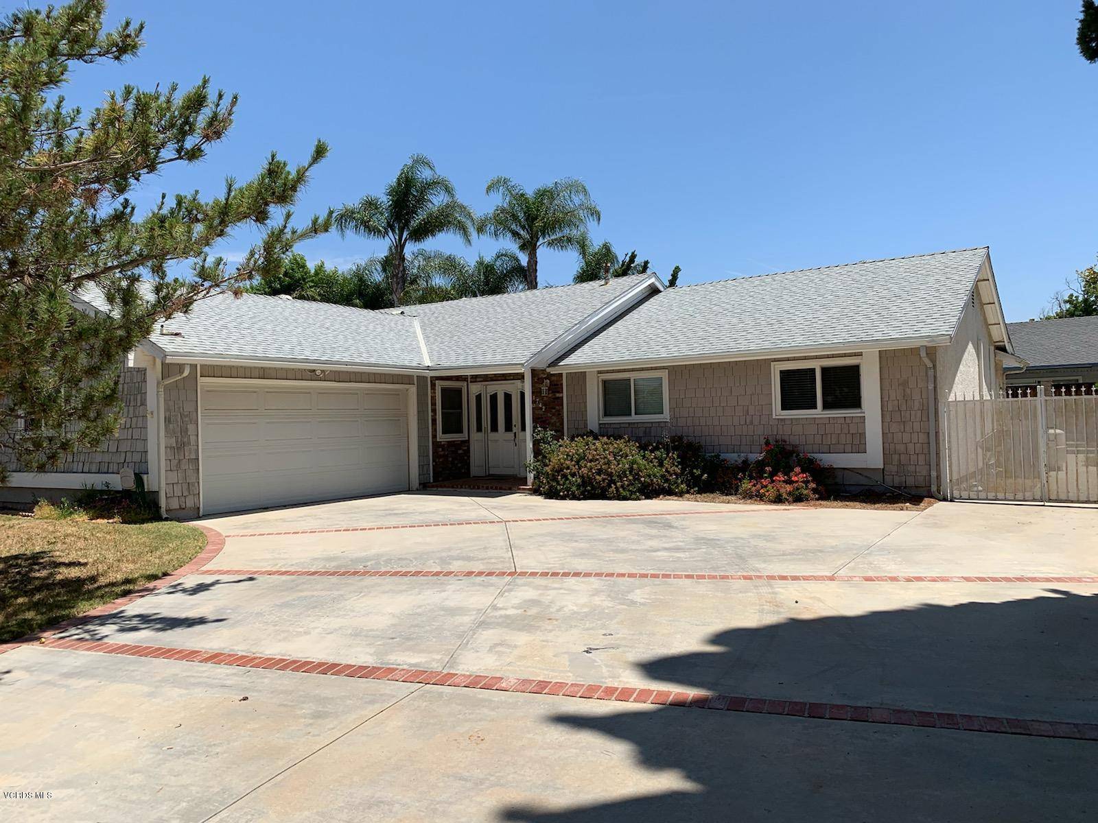 Simi Valley, CA 93063,1742 Emory Avenue