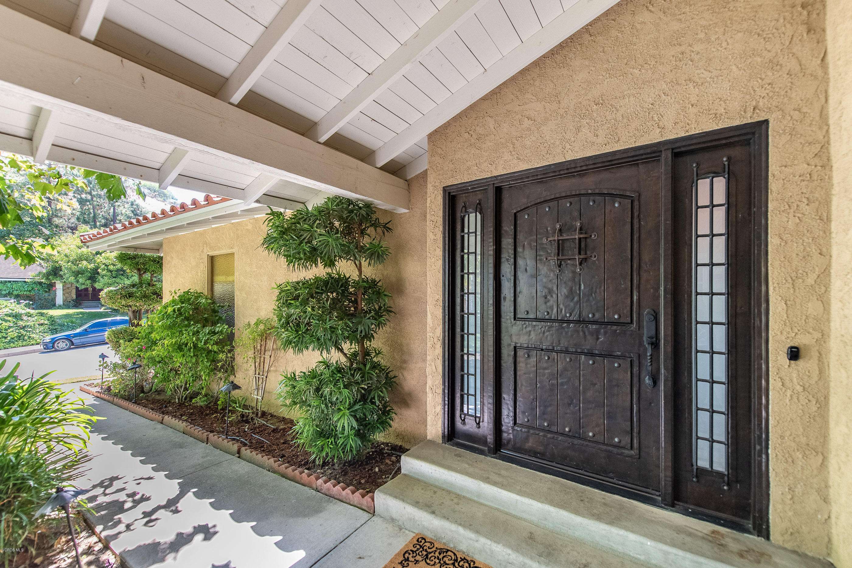 Westlake Village, CA 91361,1919 Stonesgate Street