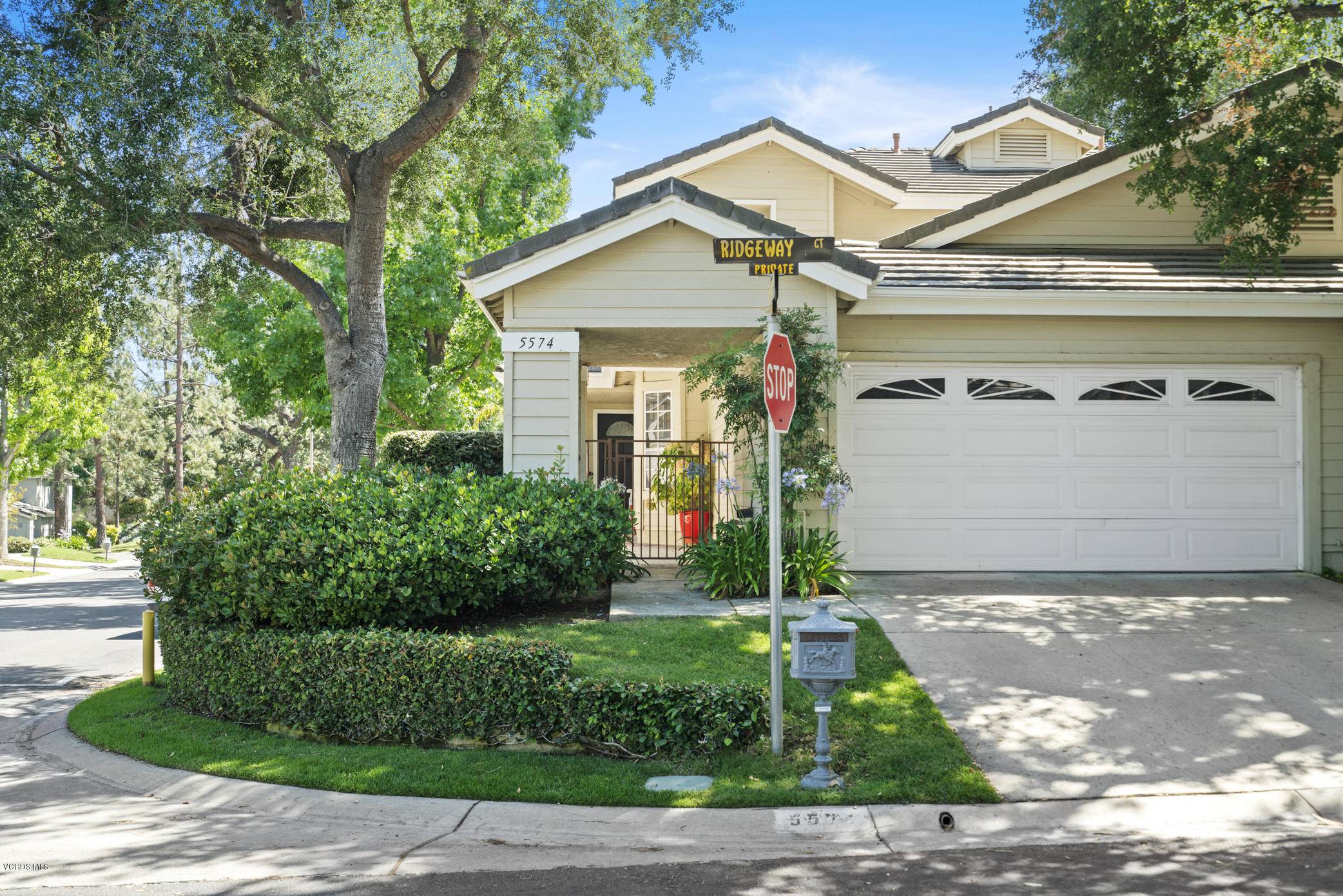 Westlake Village, CA 91362,5574 Ridgeway Court