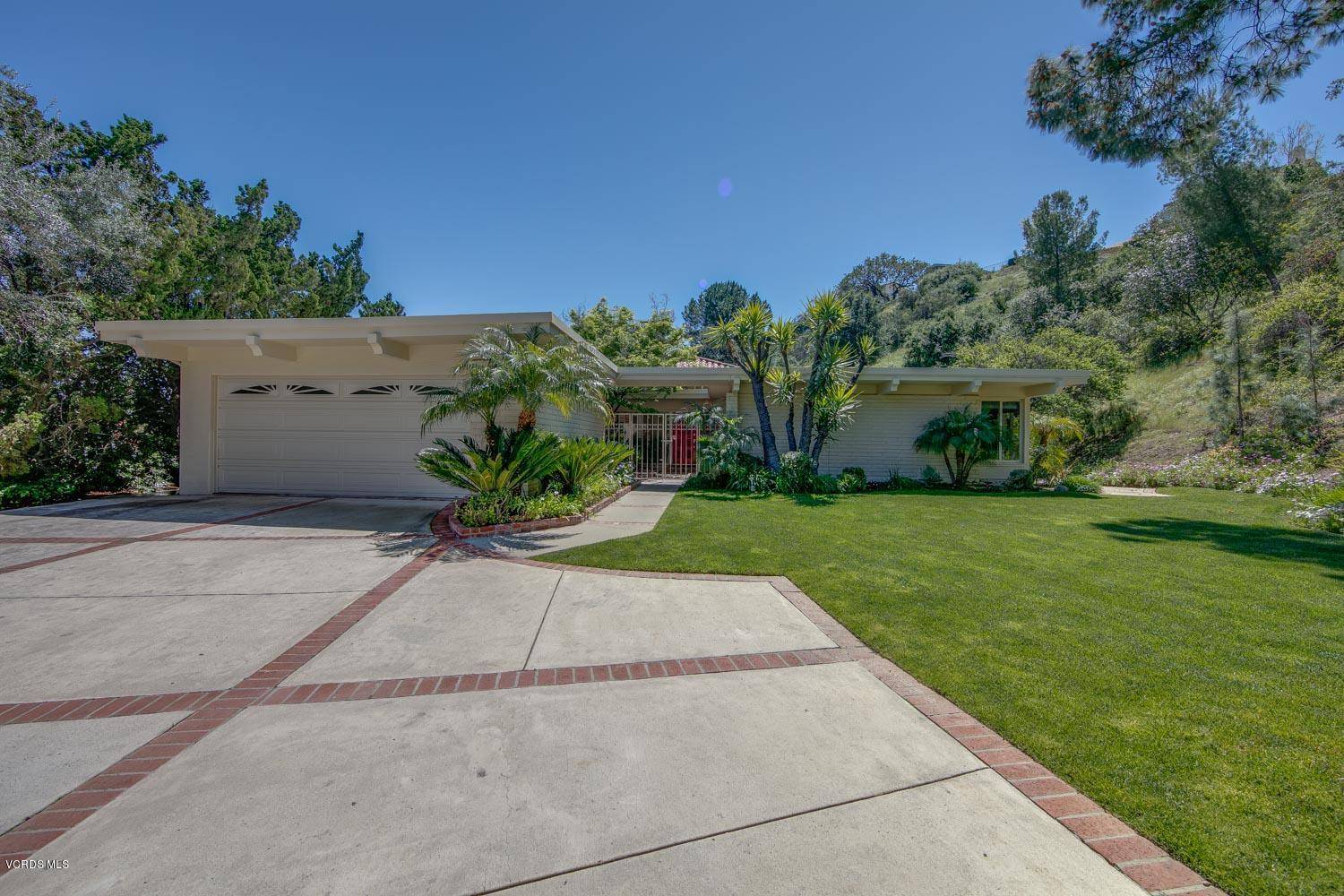 Westlake Village, CA 91361,1840 Stonesgate Street