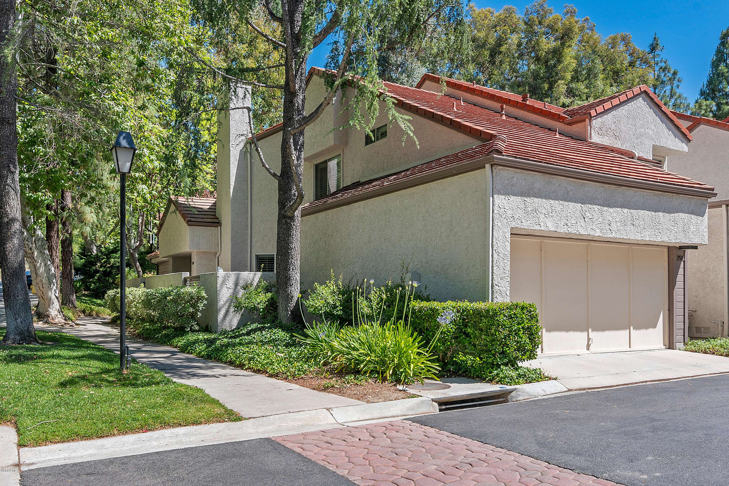 Westlake Village, CA 91362,258 Via Colinas