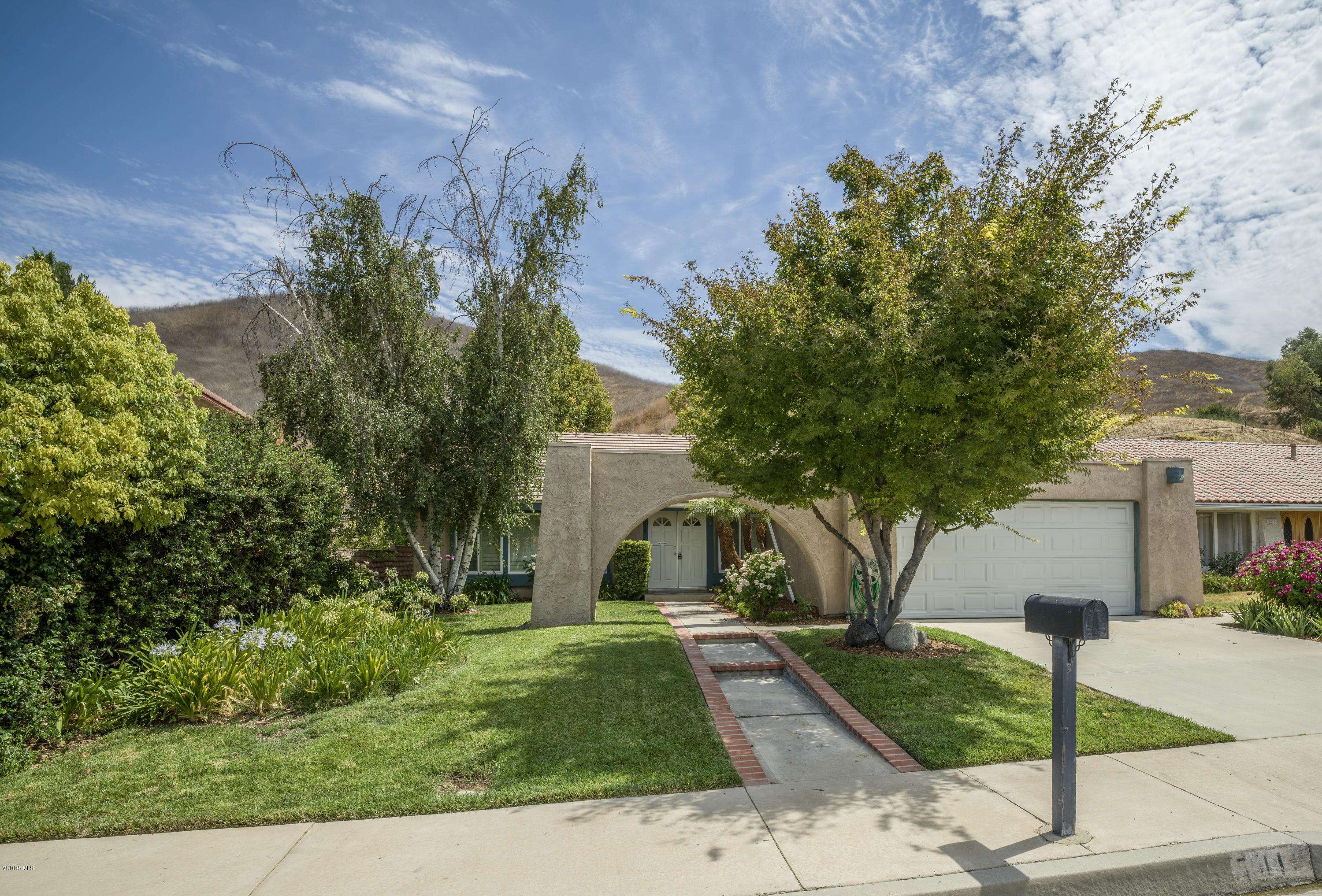 Agoura Hills, CA 91301,5914 Carell Avenue