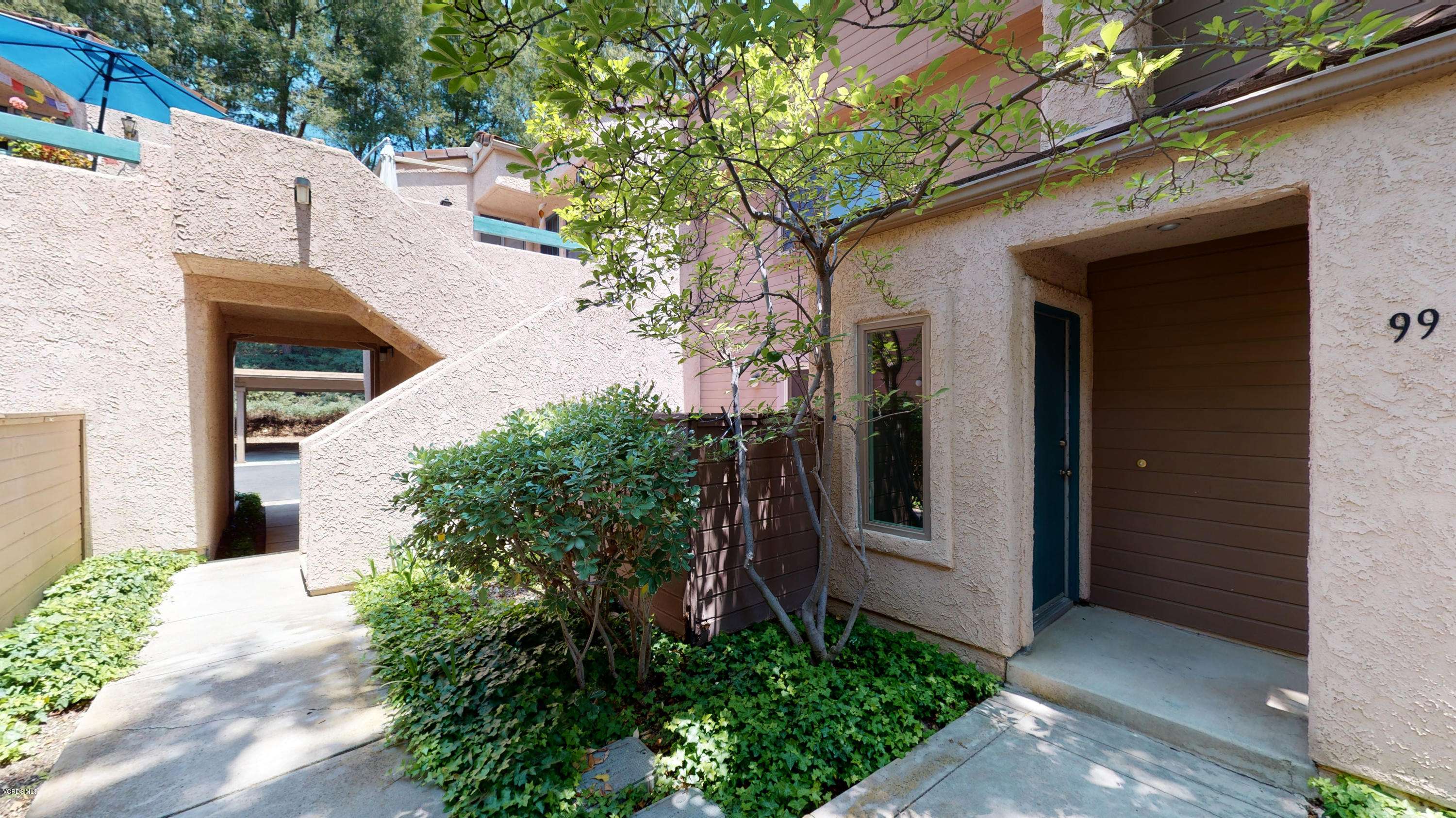 Westlake Village, CA 91362,99 Via Colinas